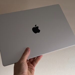 Essential Tips and Tricks for Optimizing Your MacBook Pro for Gaming Streams